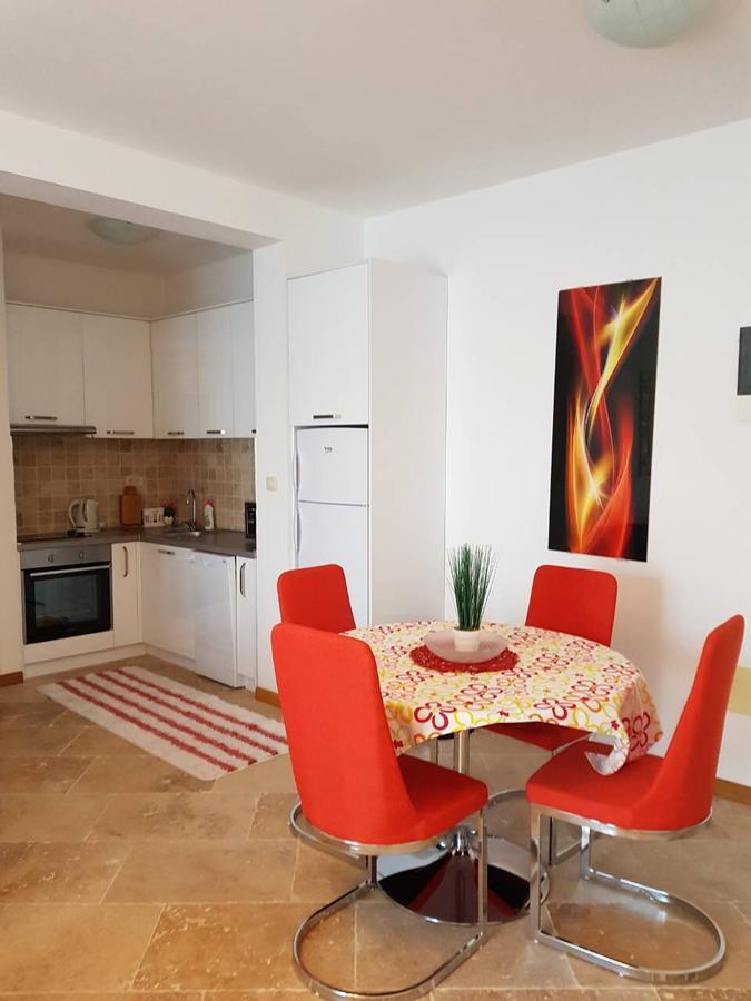 Luxury Apartments Trend Будва Екстер'єр фото